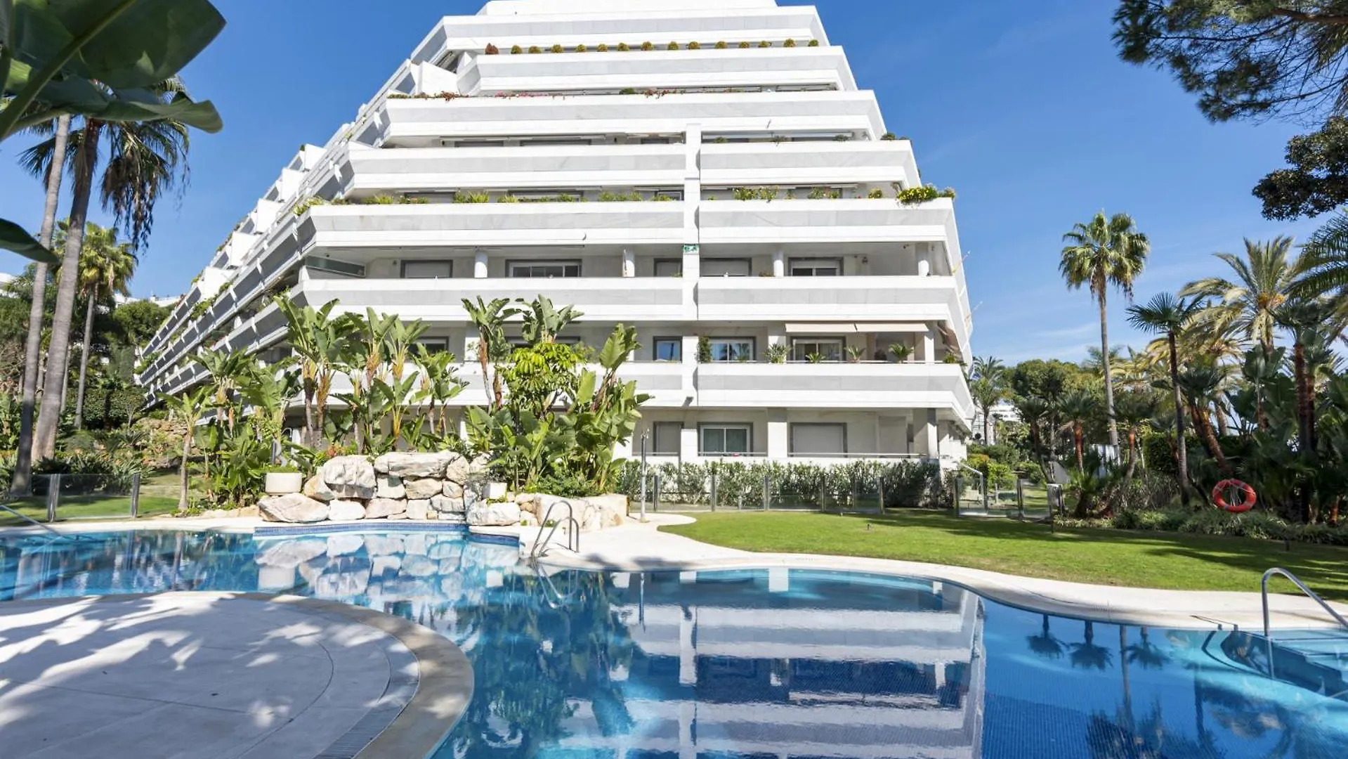 Gran Marbella Luxe Apartment
