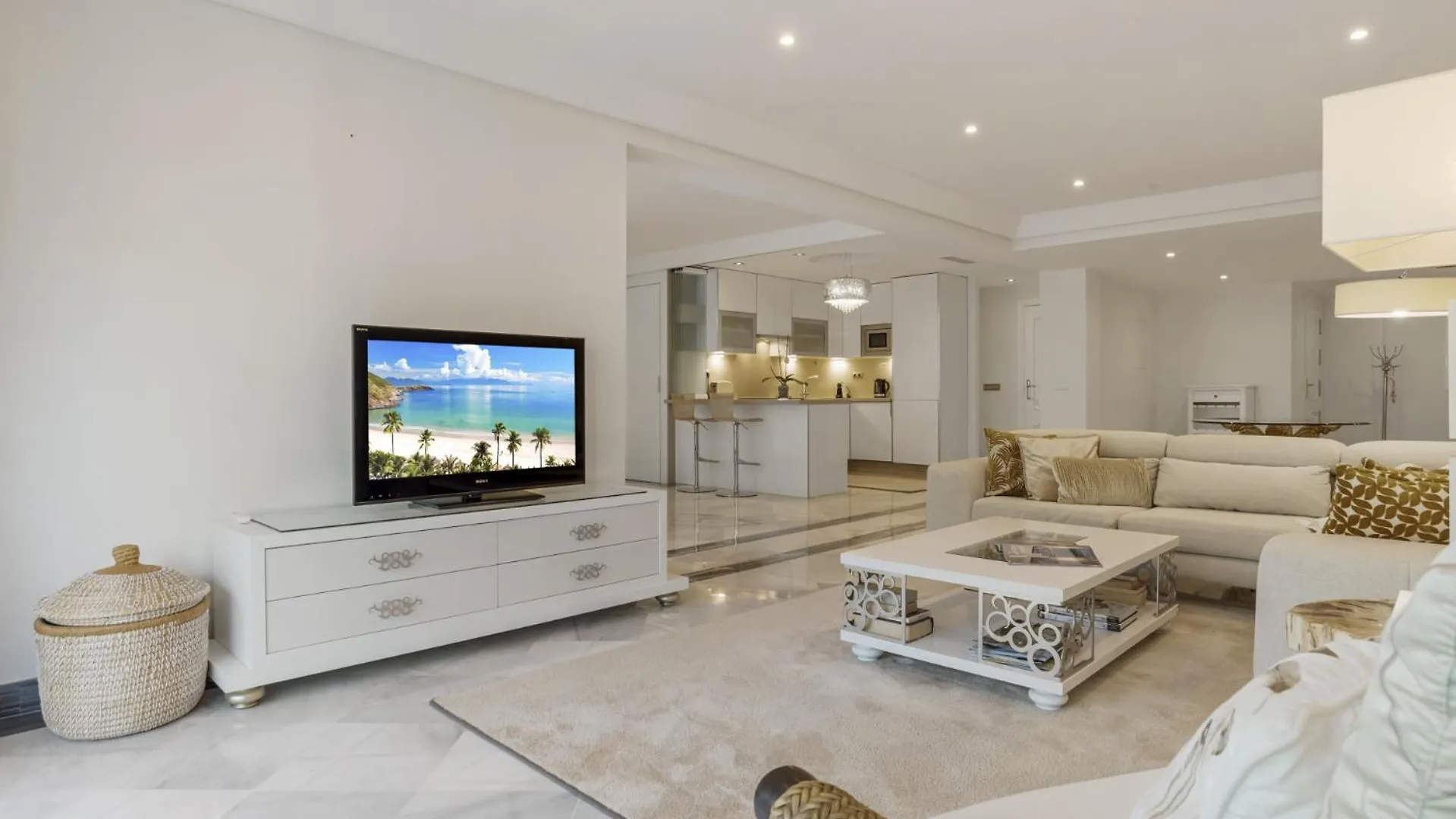 Gran Marbella Luxe Apartment