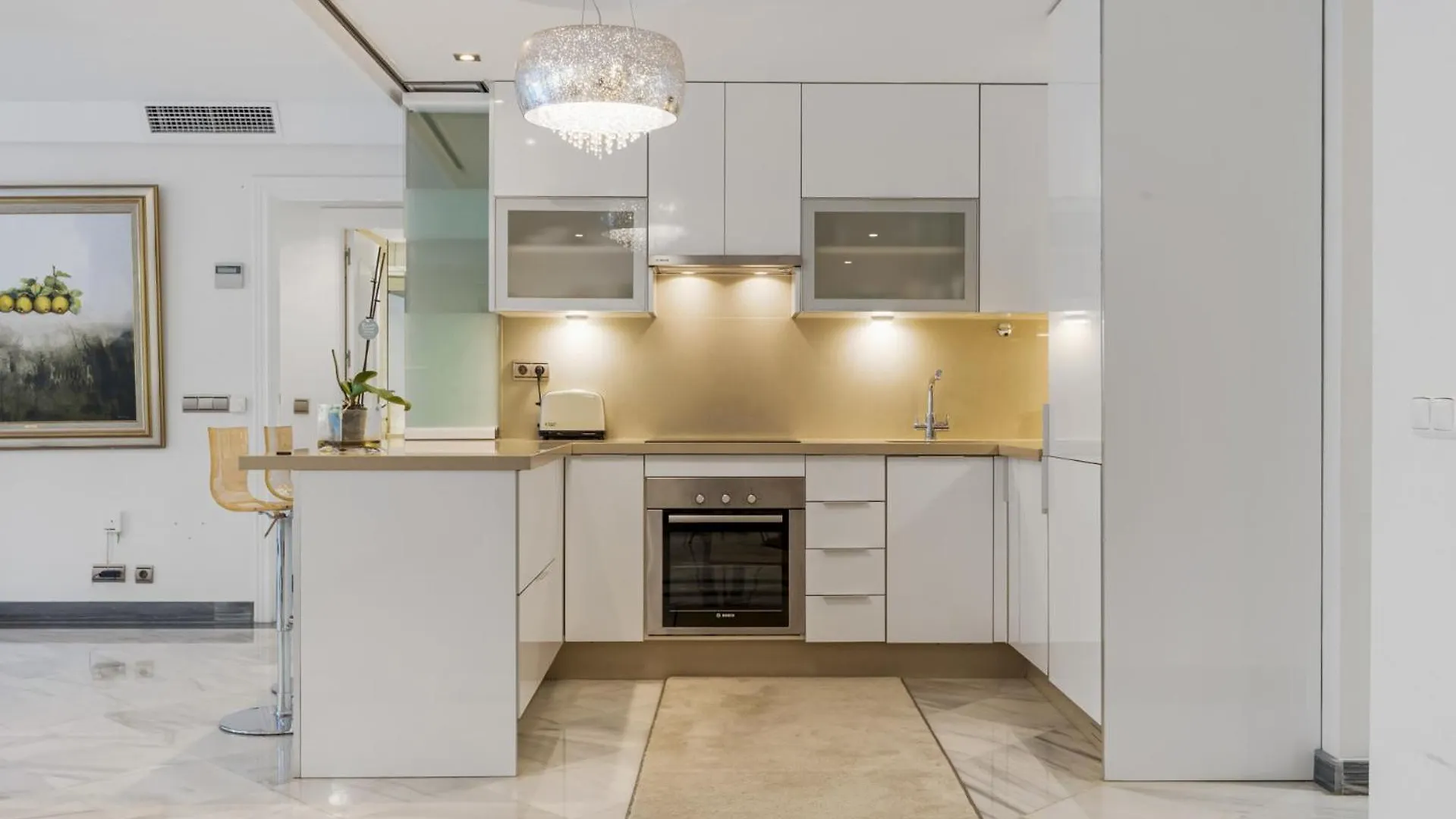 Gran Marbella Luxe Apartment