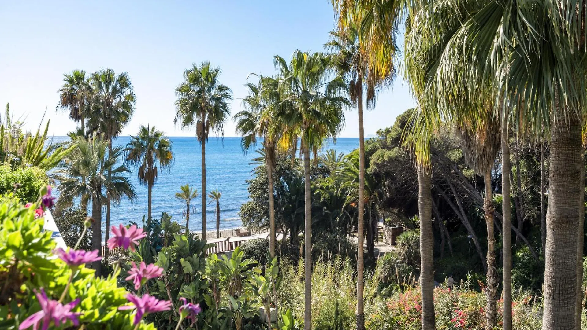 Gran Marbella Luxe Apartment