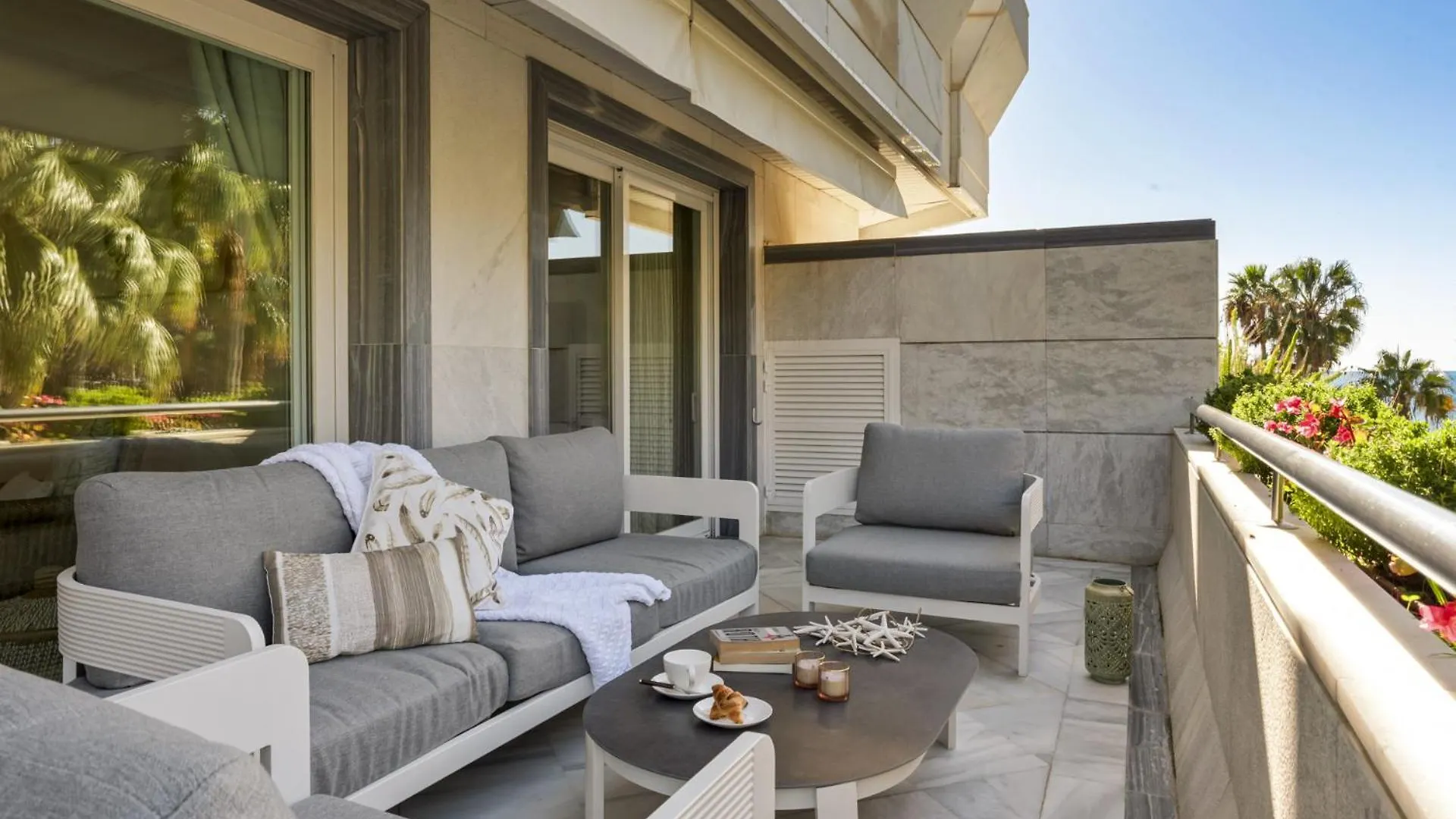 Gran Marbella Luxe Apartment